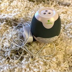 Mybaby sound maker and projector